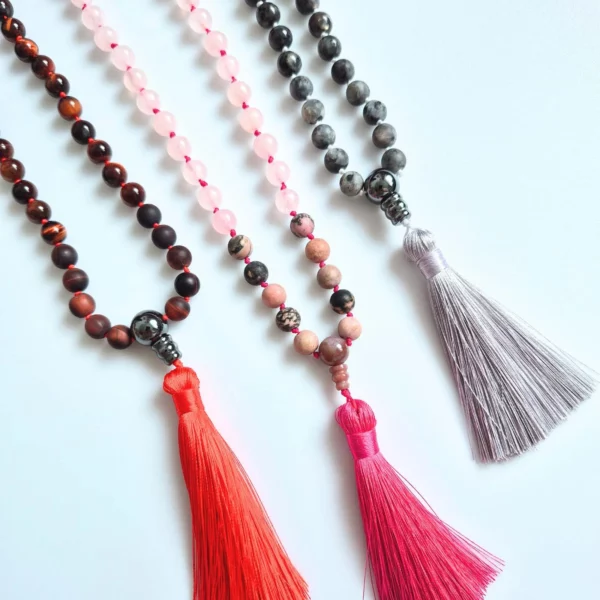 mala buddyjska z kamieni naturalnych - bawole oko - kwarc różowy - rodonit - larvikit